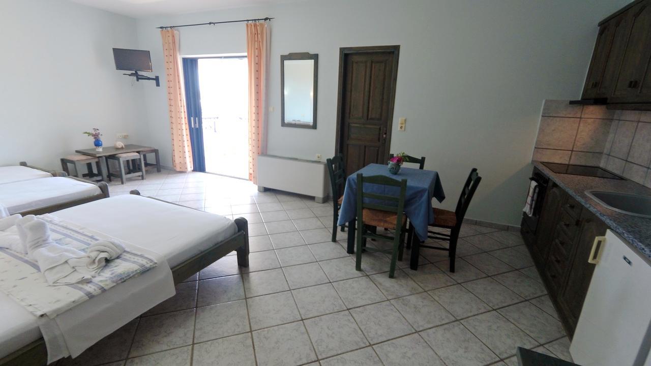 Hotel Zeus Karystos  Ngoại thất bức ảnh